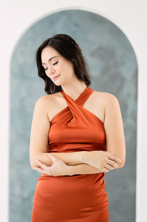 GS Party: Anna Halter/Backless Silk Maxi